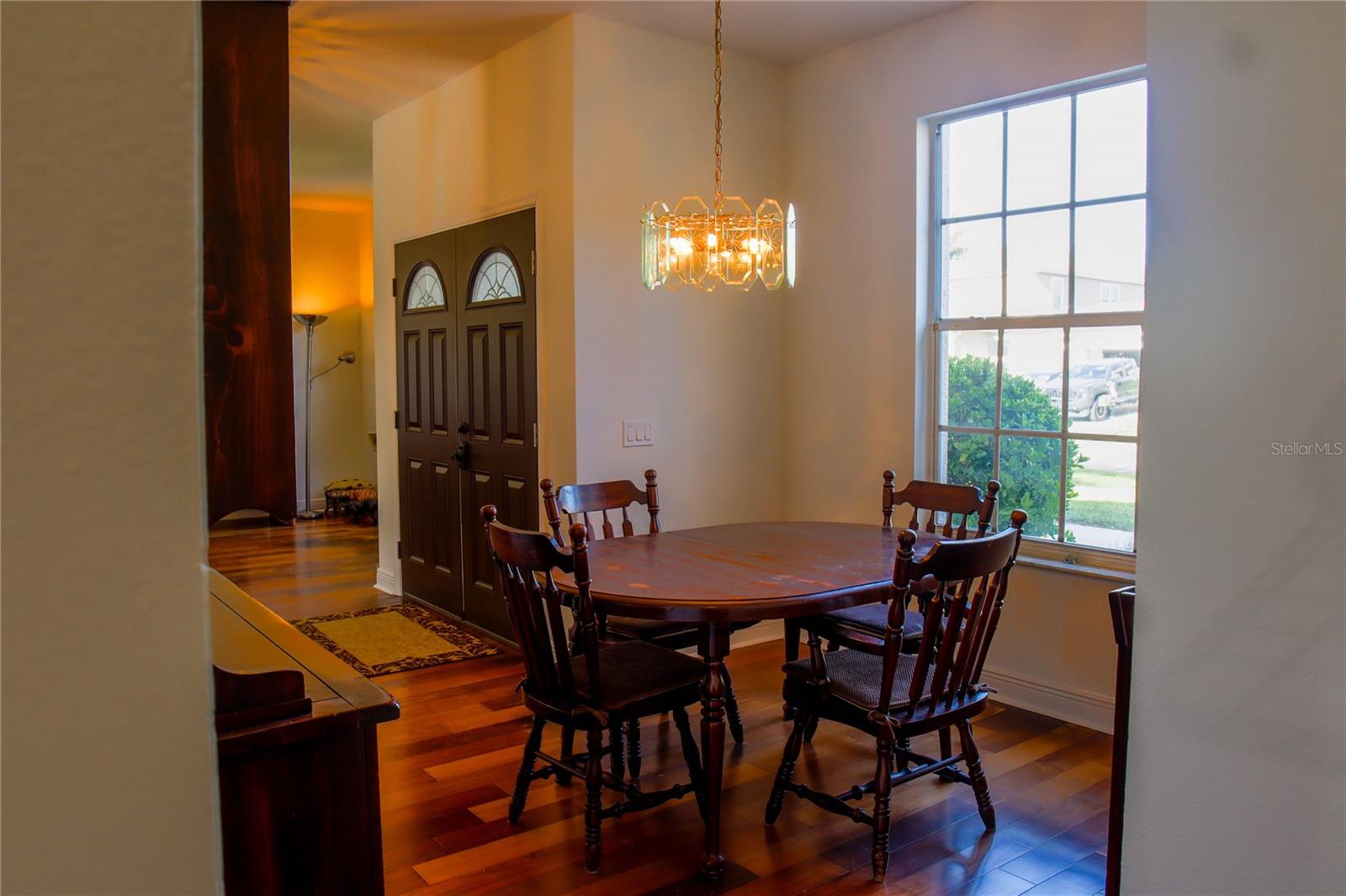 Image 11 of 33 For 18012 Sparrows Nest Drive