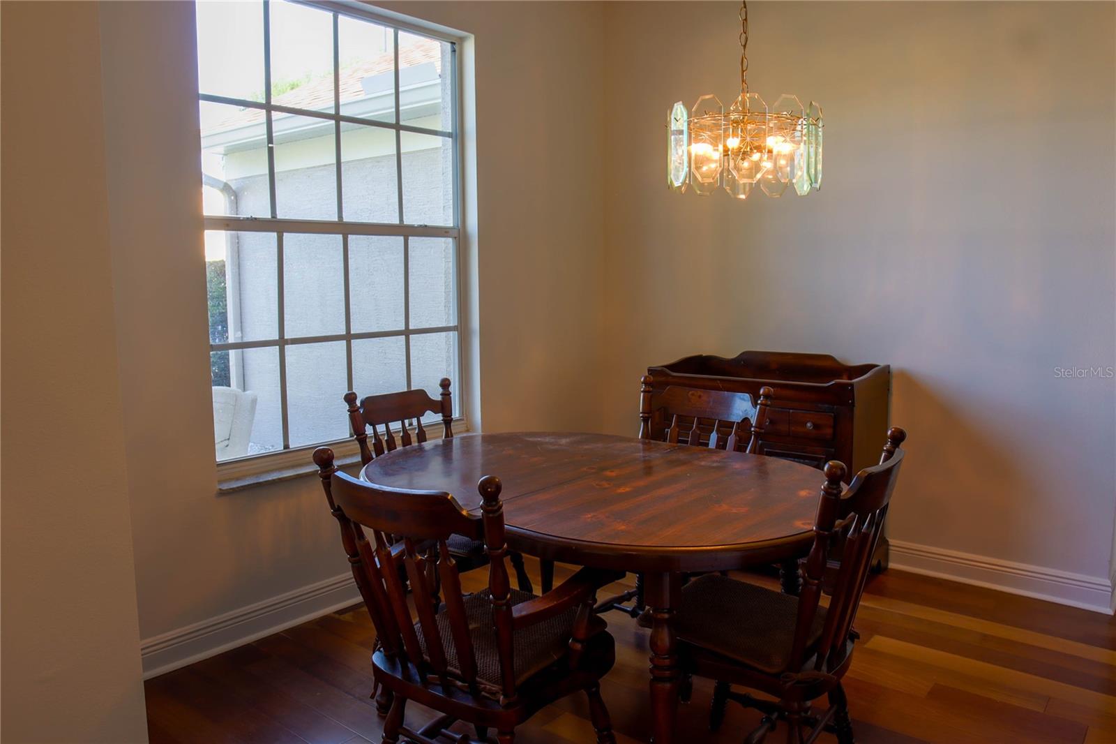 Image 12 of 33 For 18012 Sparrows Nest Drive