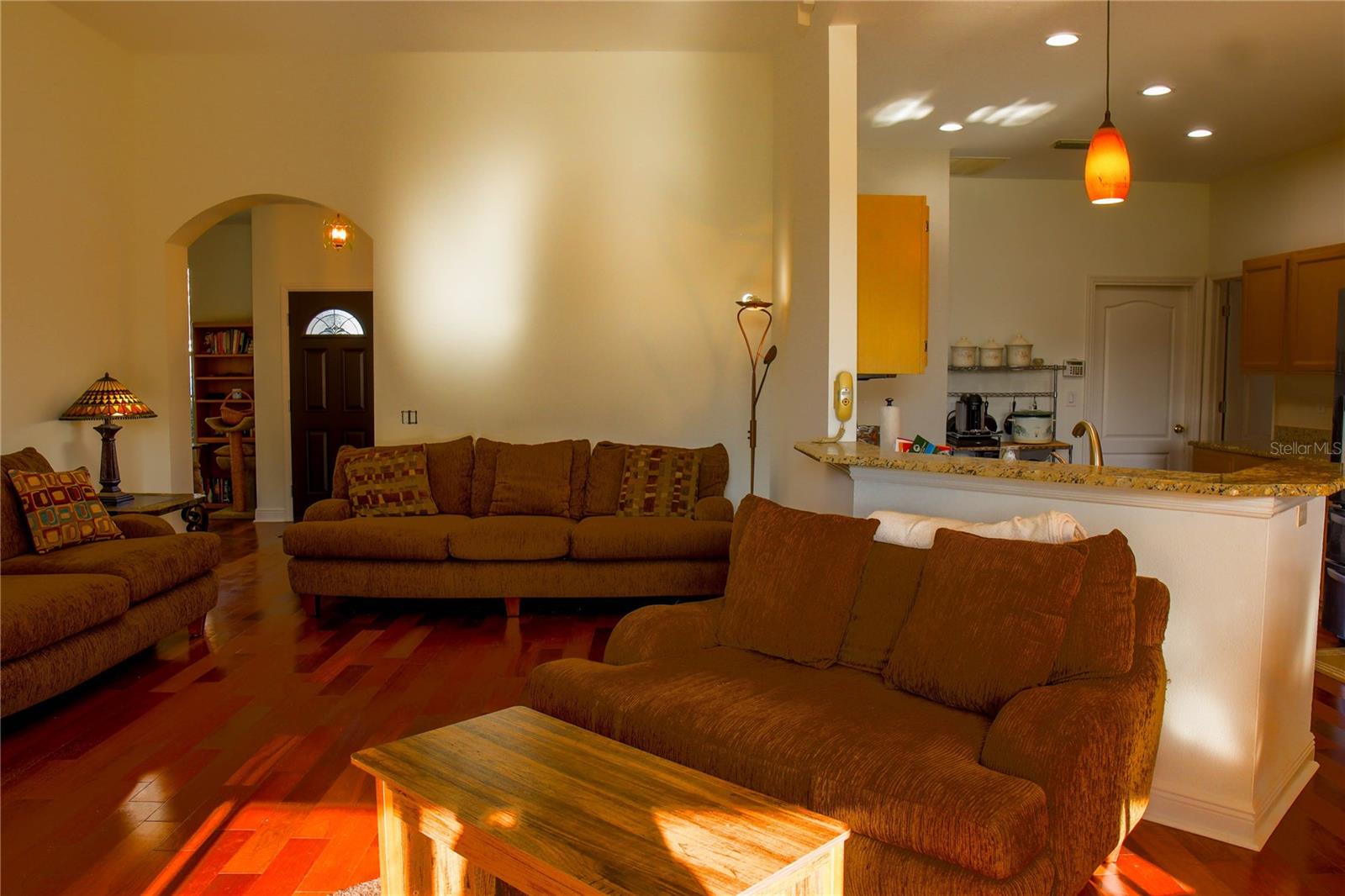 Image 17 of 33 For 18012 Sparrows Nest Drive