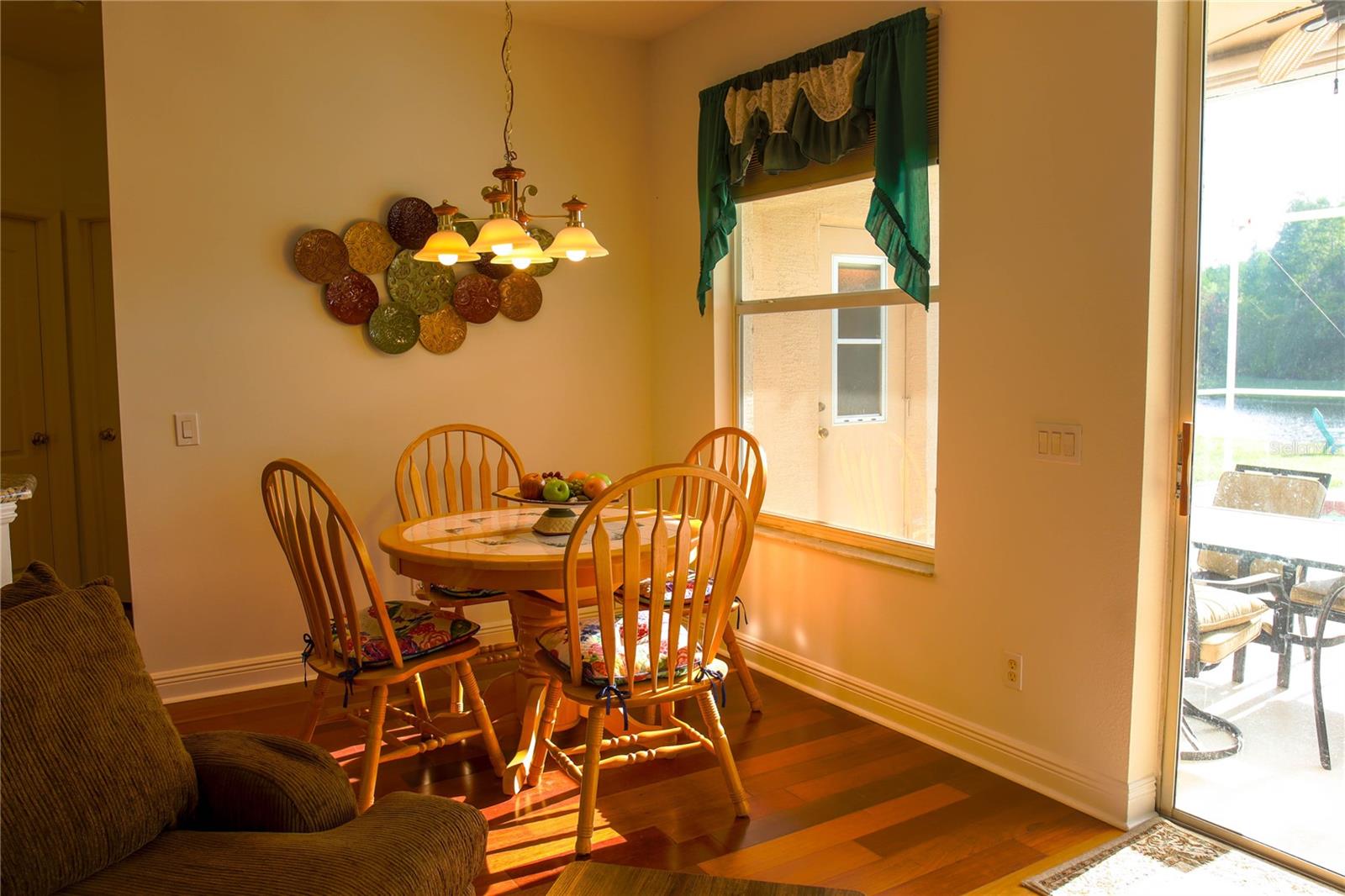 Image 18 of 33 For 18012 Sparrows Nest Drive