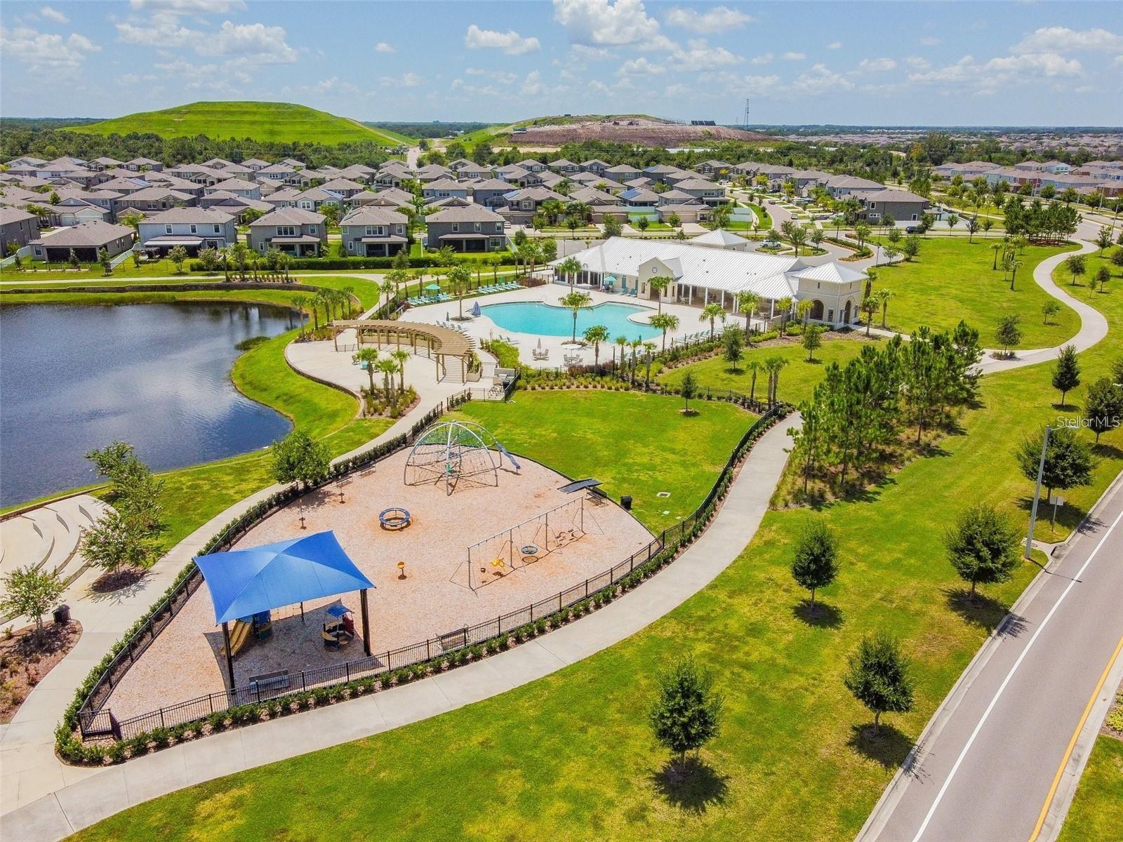 Image 17 of 23 For 13830 Moonstone Canyon Drive