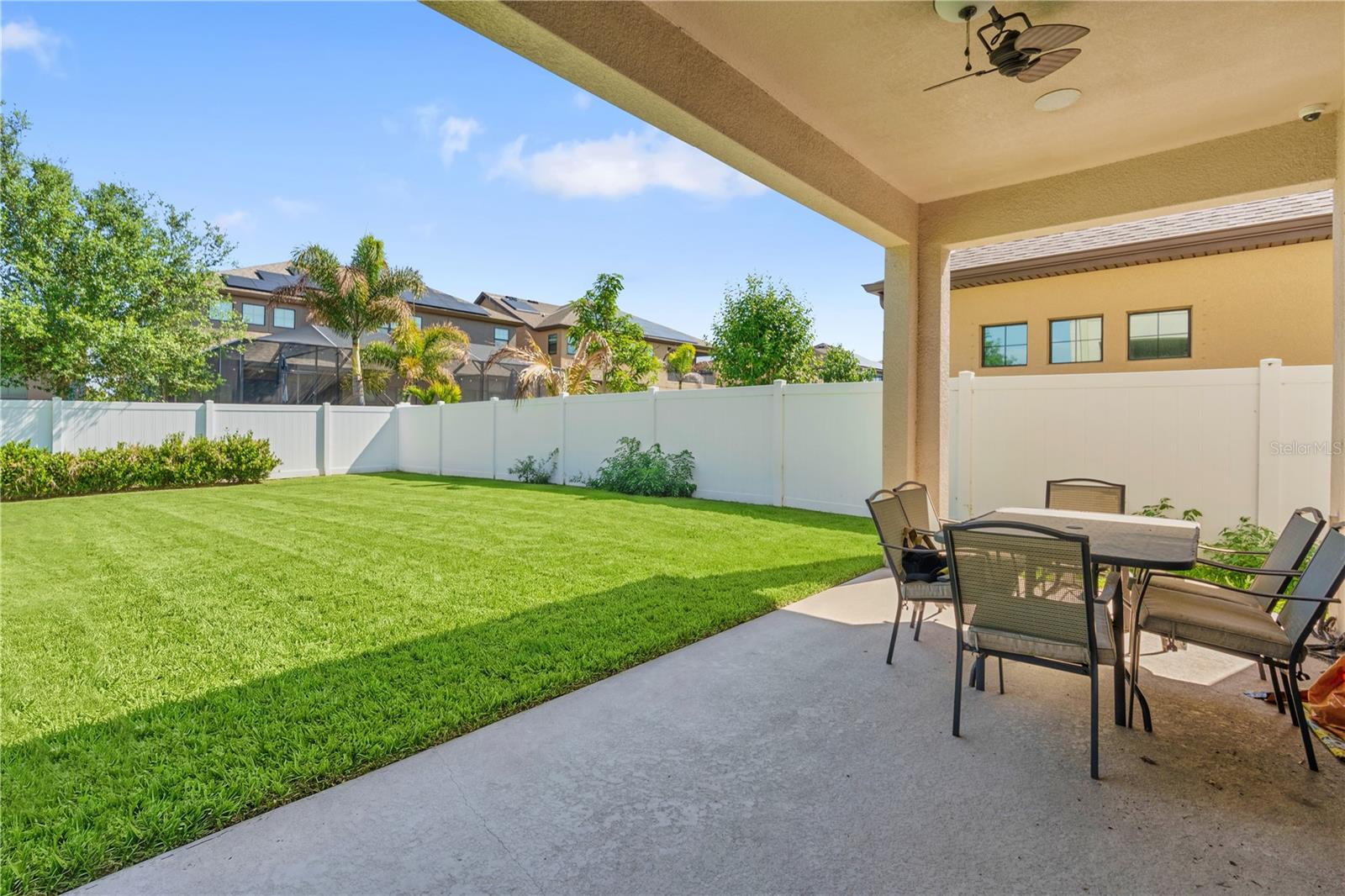 Image 4 of 23 For 13830 Moonstone Canyon Drive