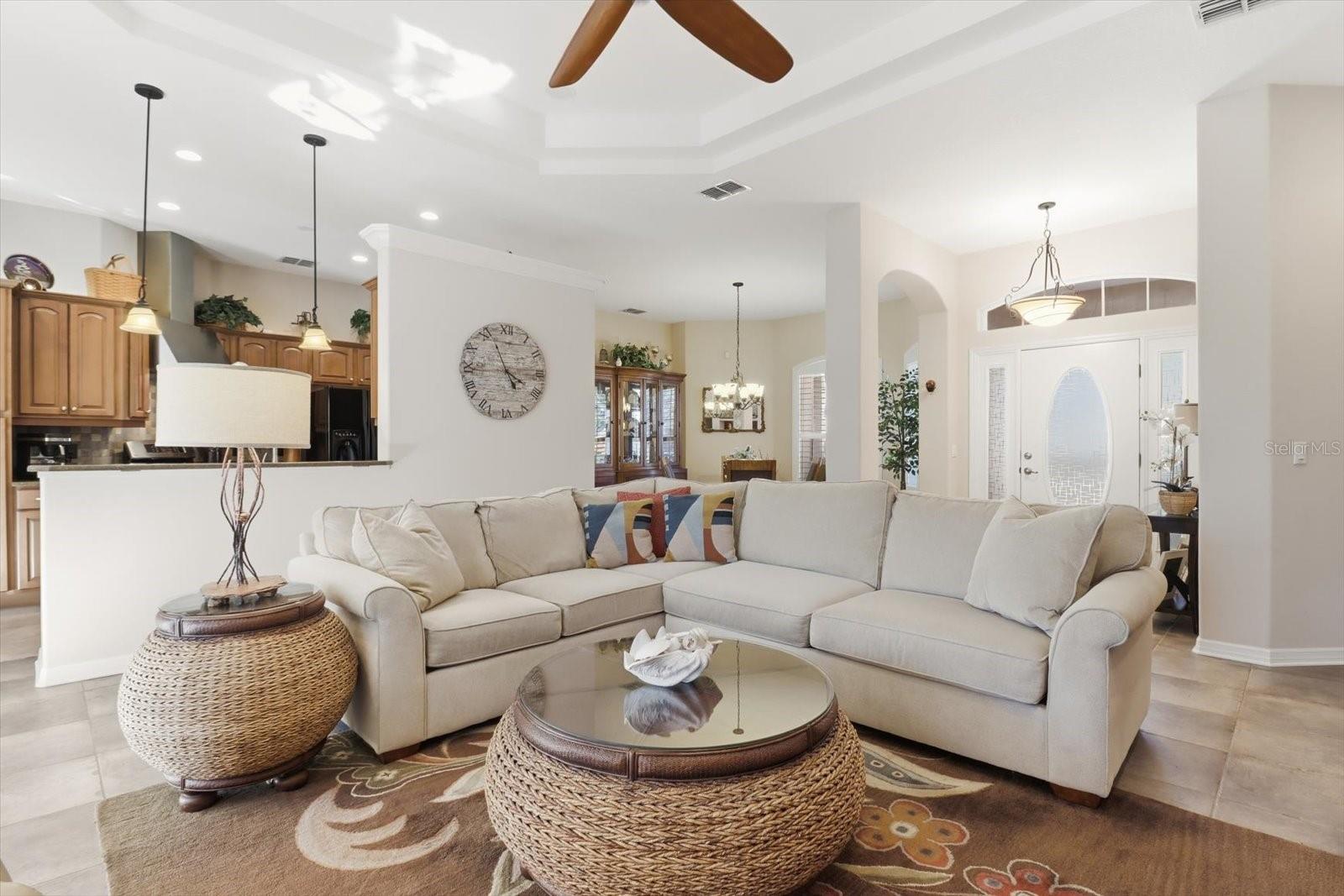 Image 13 of 48 For 6 Carnation Court