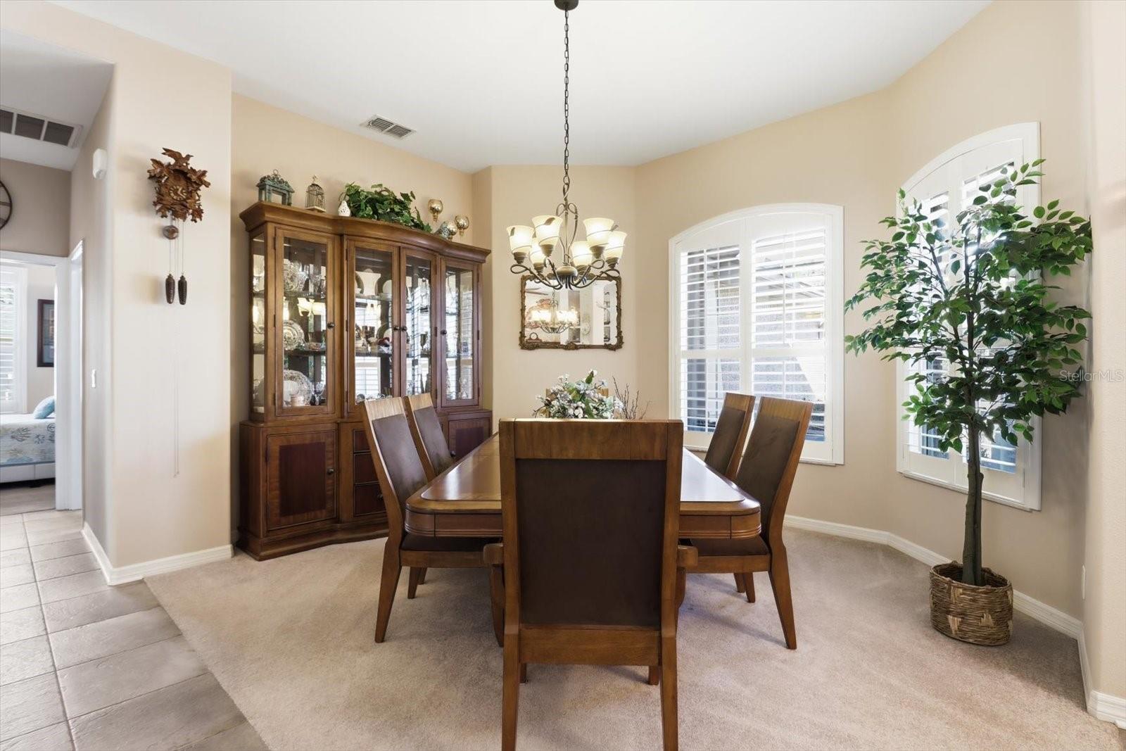 Image 15 of 48 For 6 Carnation Court