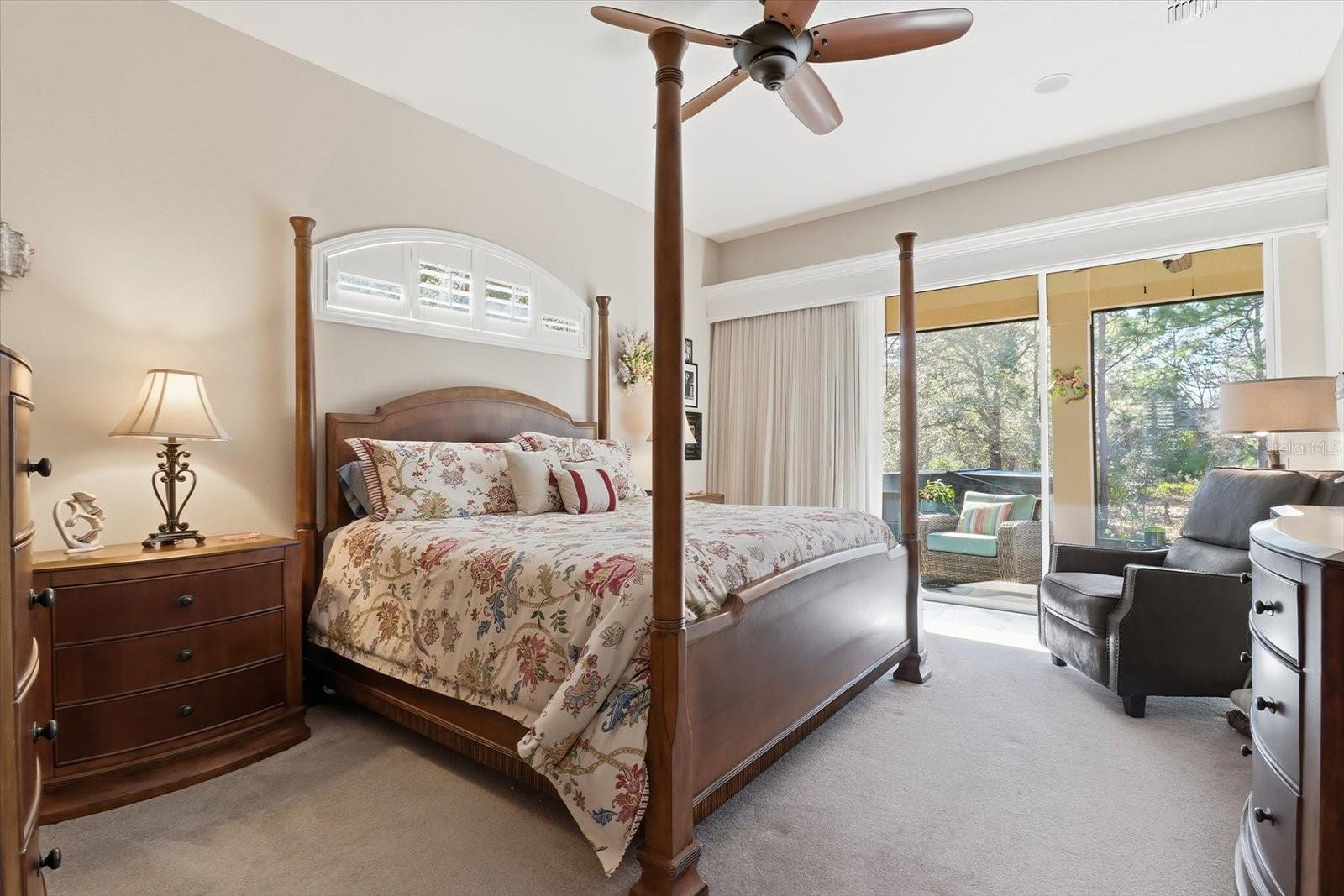 Image 21 of 48 For 6 Carnation Court