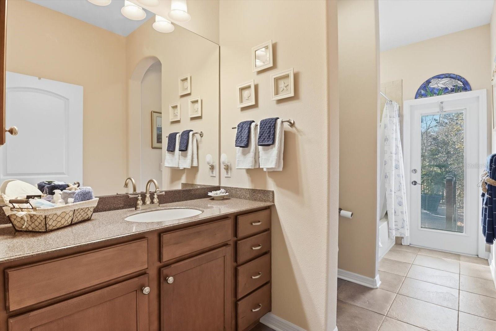 Image 32 of 48 For 6 Carnation Court