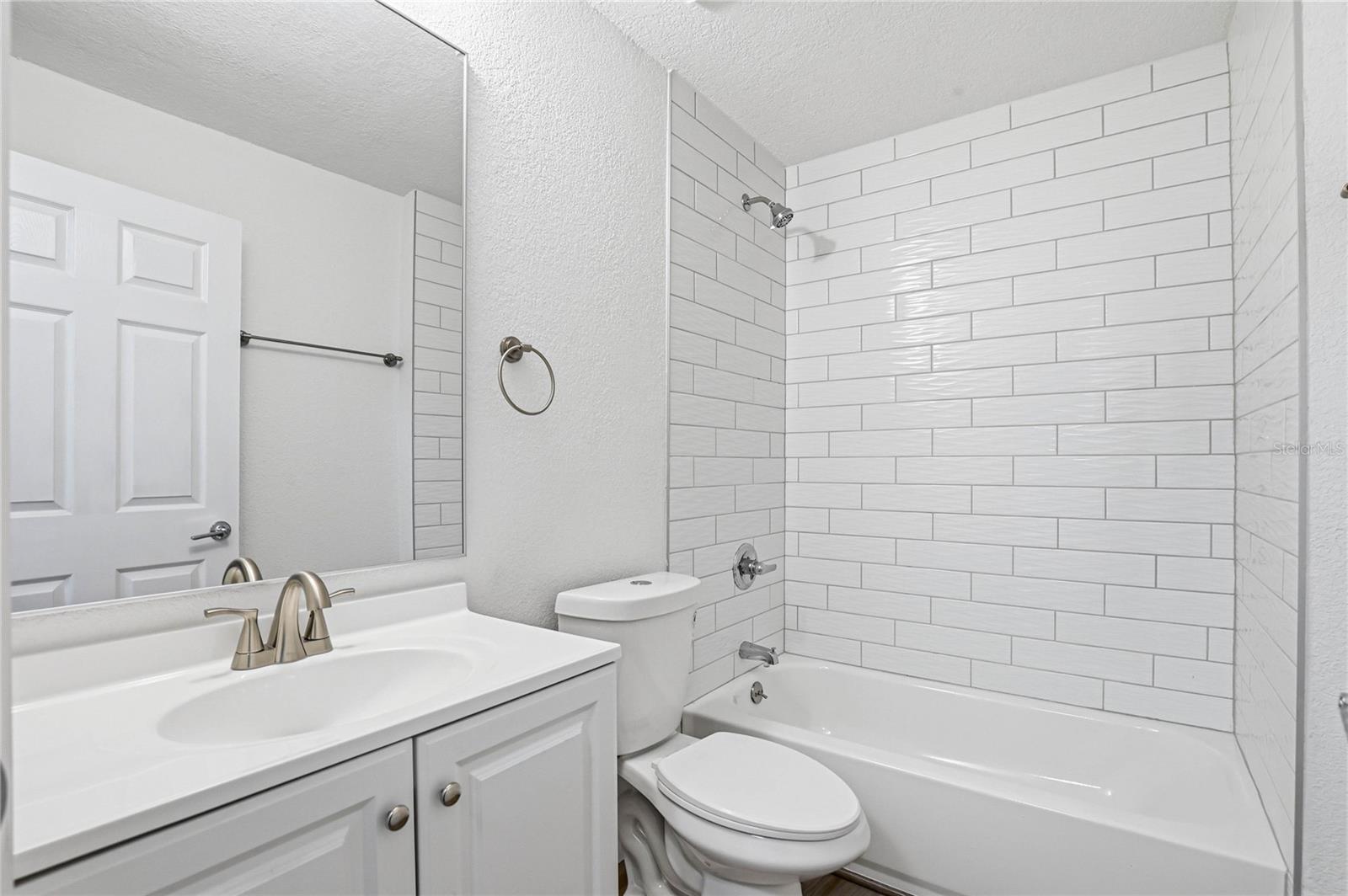 Image 17 of 98 For 403 Wendel Avenue