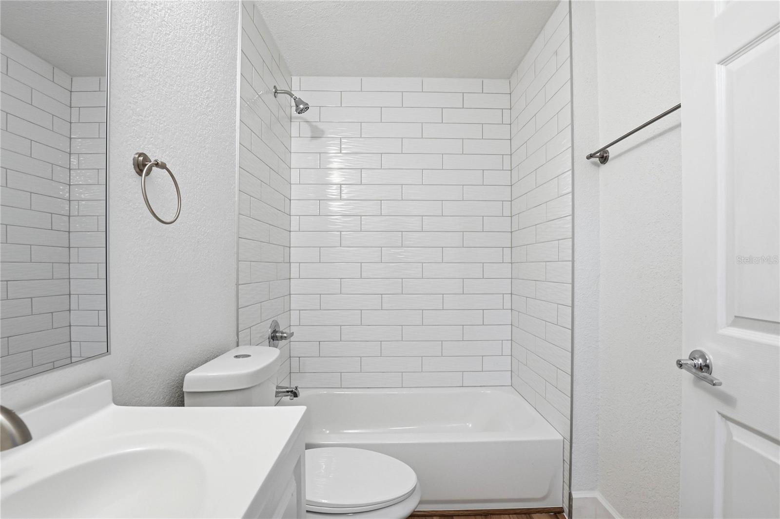 Image 18 of 98 For 403 Wendel Avenue