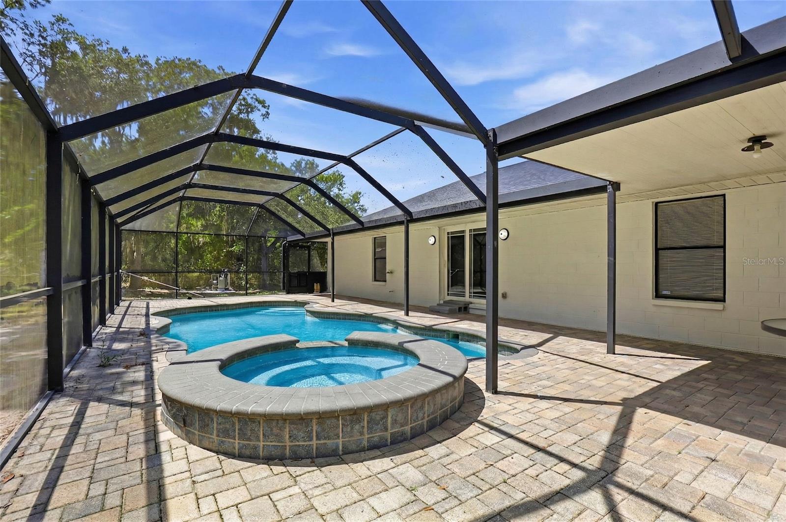 Image 43 of 98 For 403 Wendel Avenue