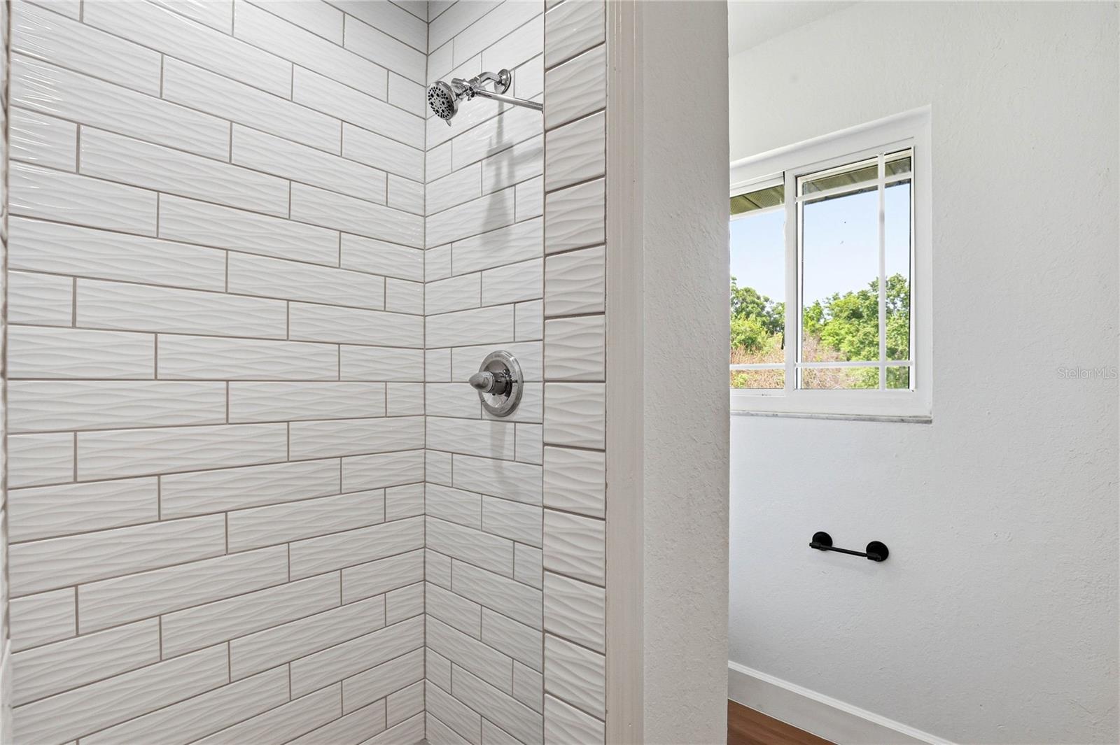 Image 47 of 98 For 403 Wendel Avenue