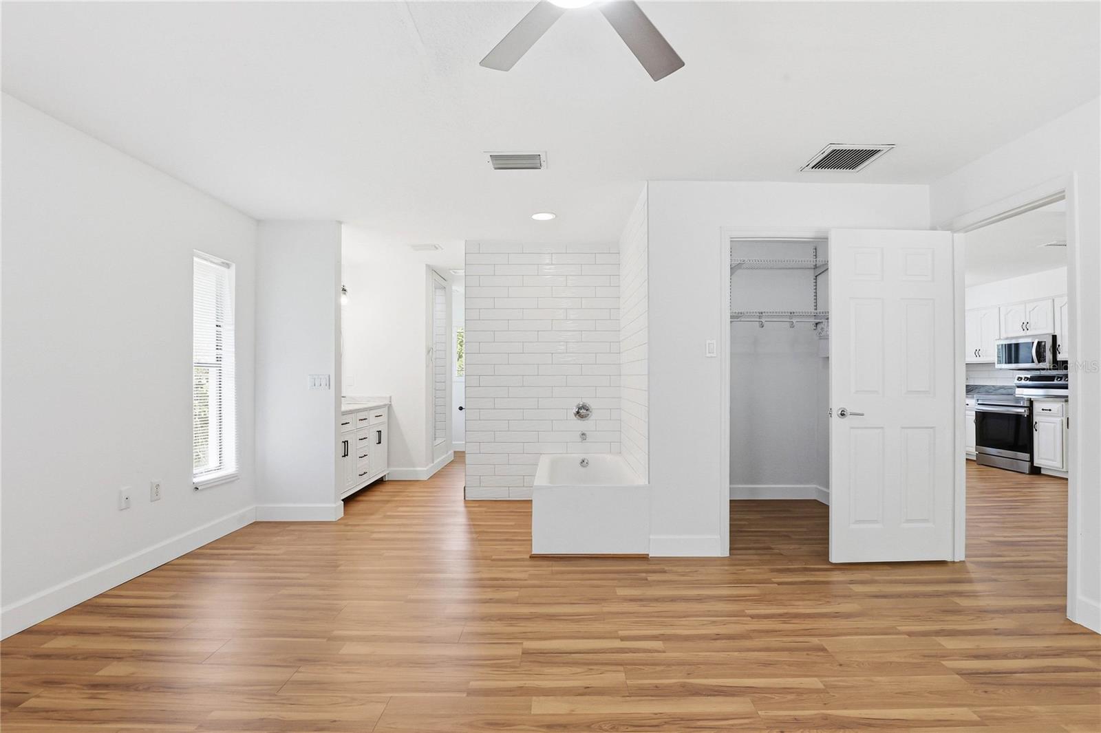 Image 52 of 98 For 403 Wendel Avenue