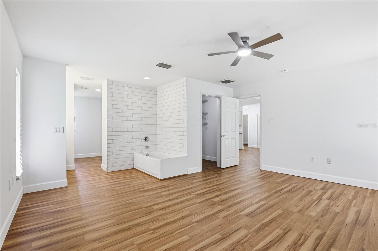 Image 53 of 98 For 403 Wendel Avenue