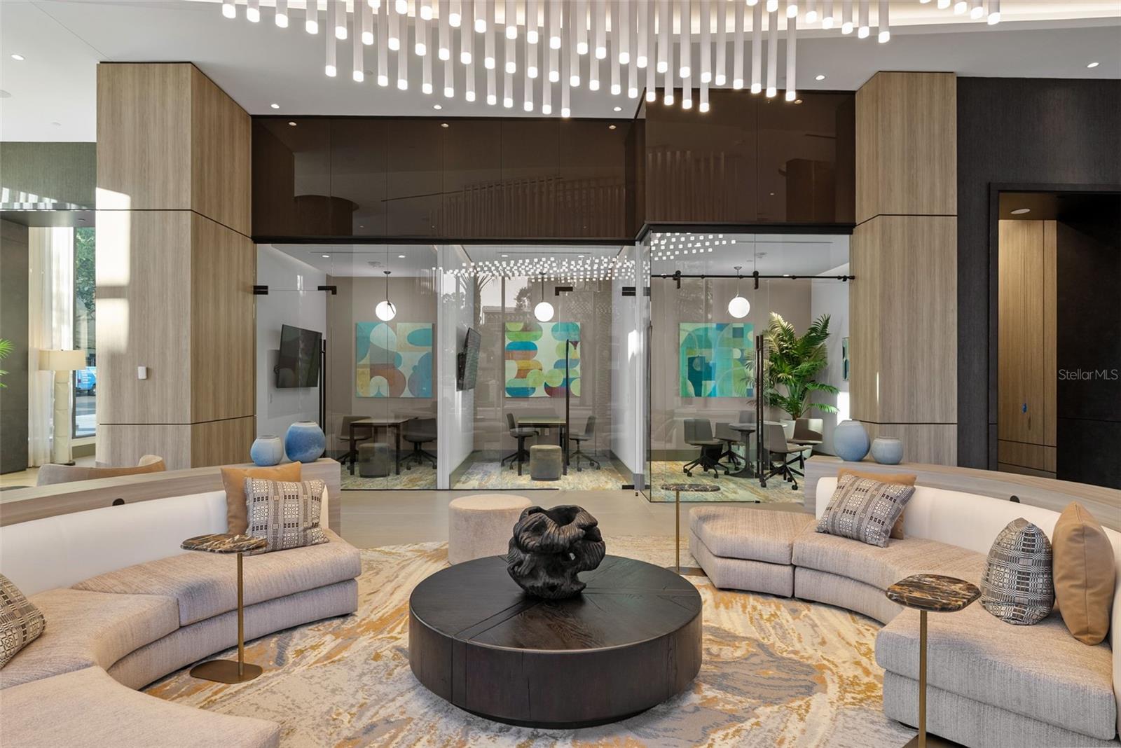 Image 5 of 36 For 275 1st Avenue S 4101