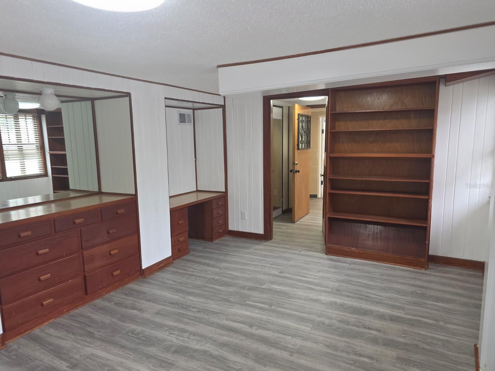 Image 15 of 46 For 710 11th Avenue