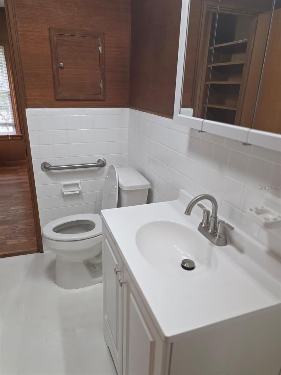 Image 16 of 46 For 710 11th Avenue