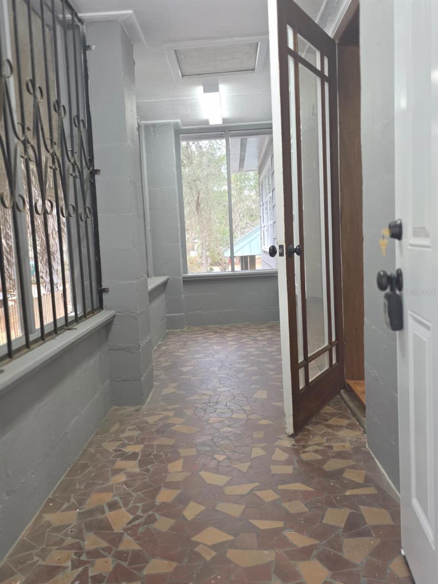 Image 33 of 46 For 710 11th Avenue