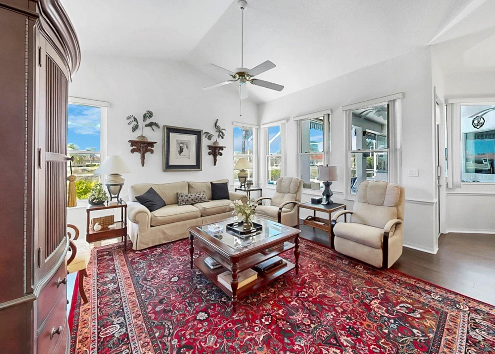 Image 10 of 87 For 2328 Platinum Drive