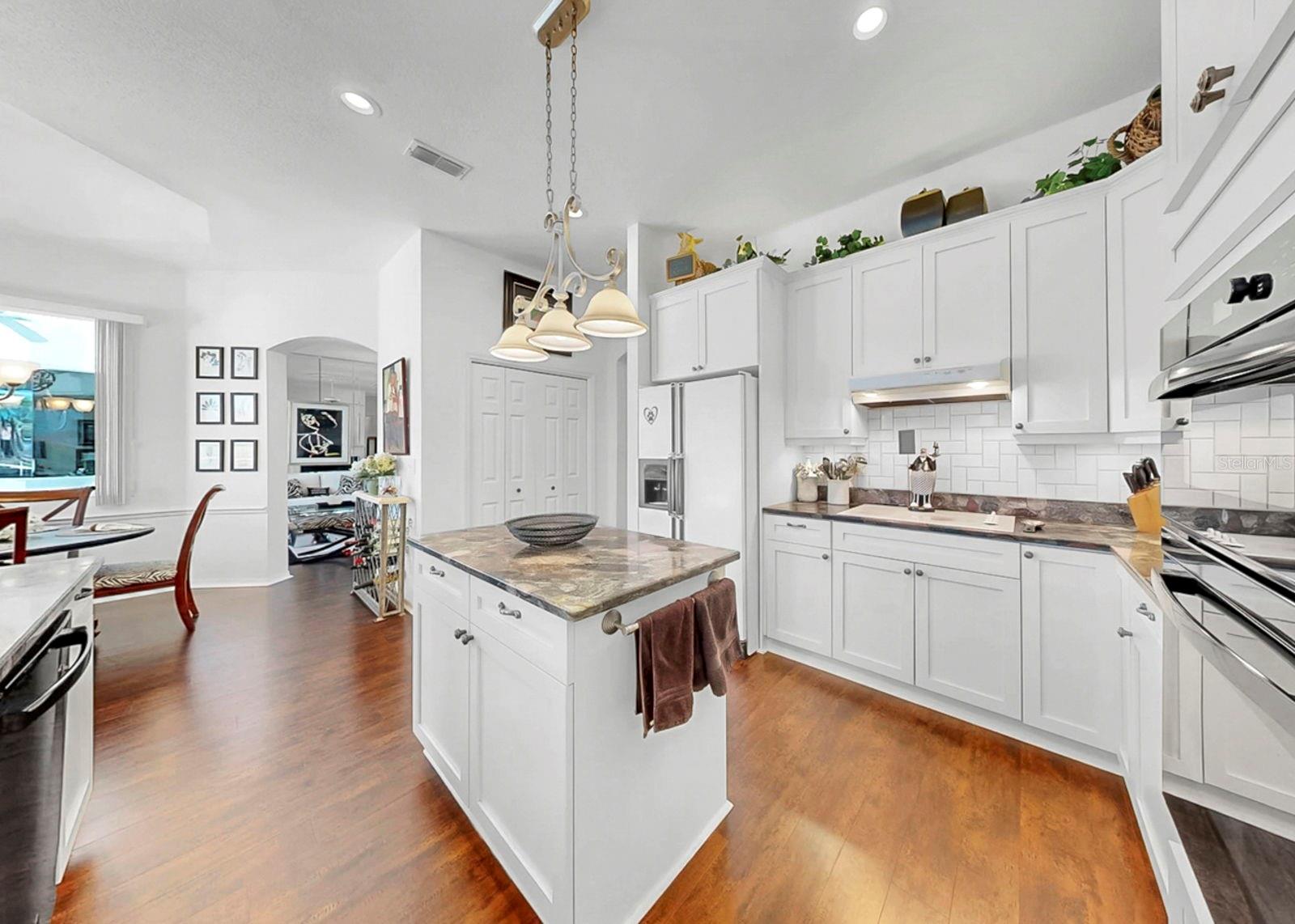 Image 17 of 87 For 2328 Platinum Drive