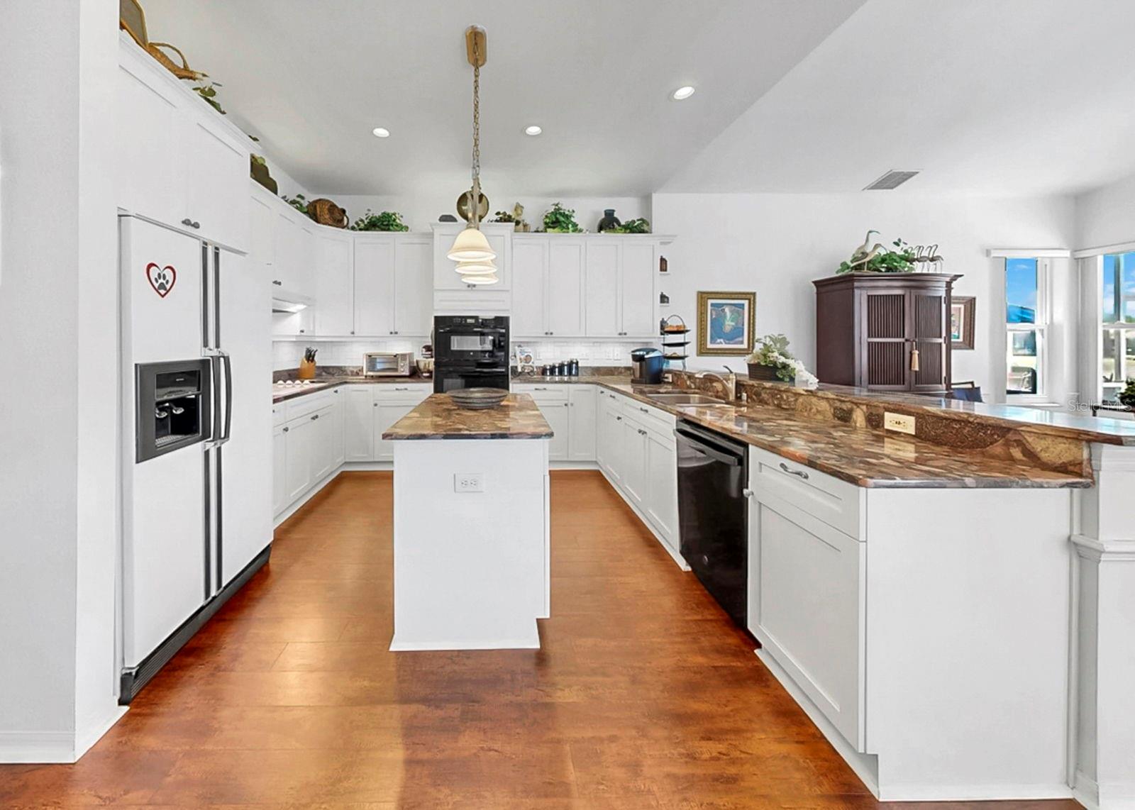 Image 24 of 87 For 2328 Platinum Drive