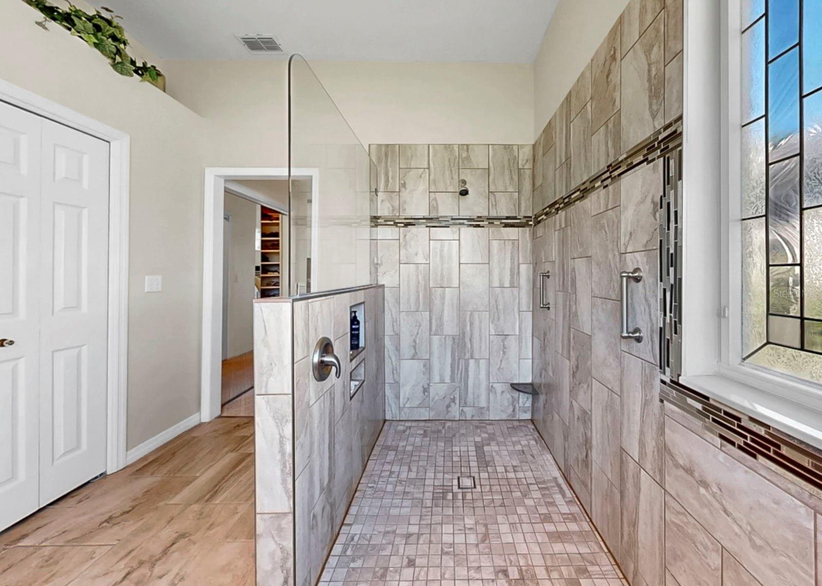 Image 44 of 87 For 2328 Platinum Drive