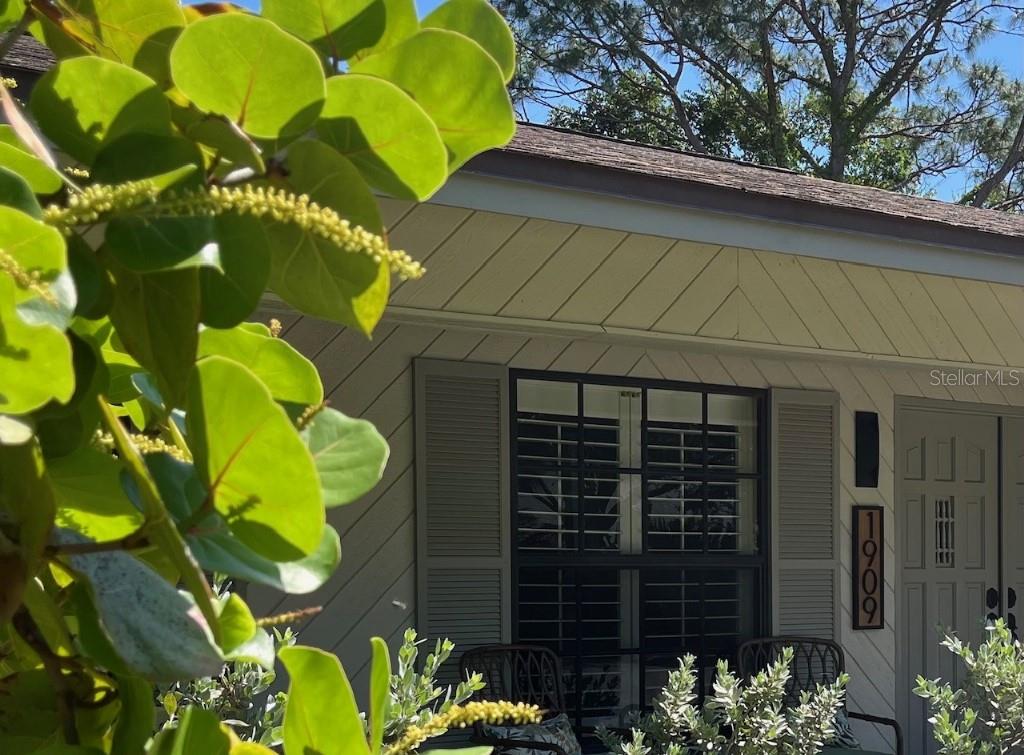 Image 31 of 35 For 1909 Deancroft Road