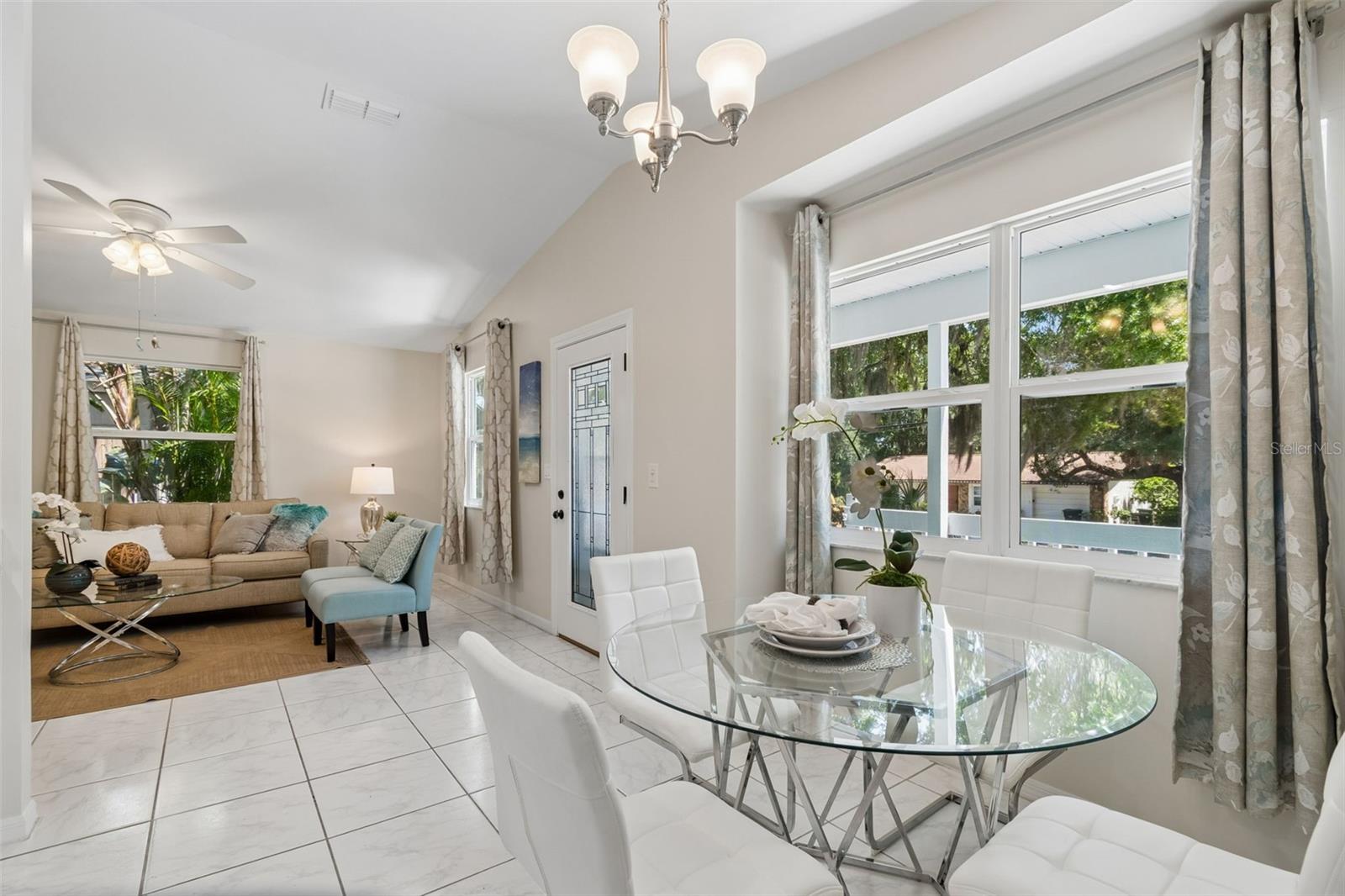 Image 6 of 28 For 321 11th Ave S