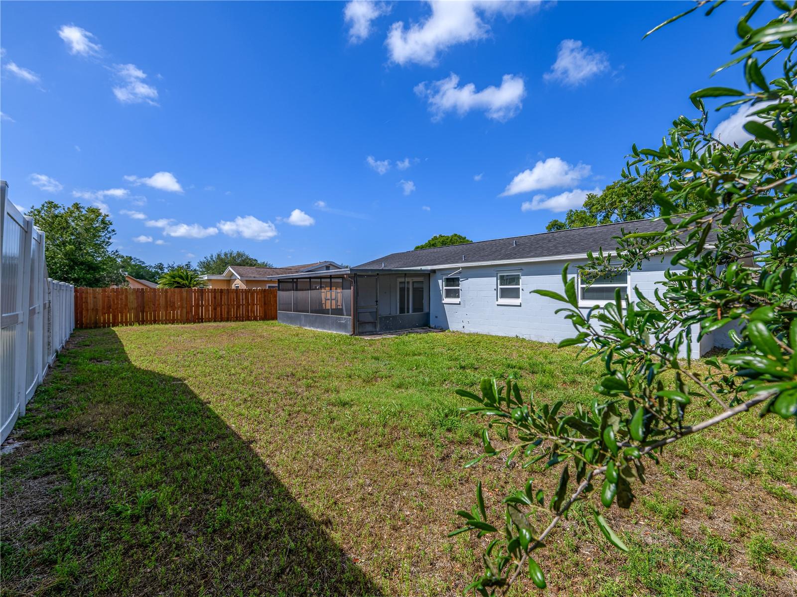 Image 22 of 30 For 11422 Wheeling Drive