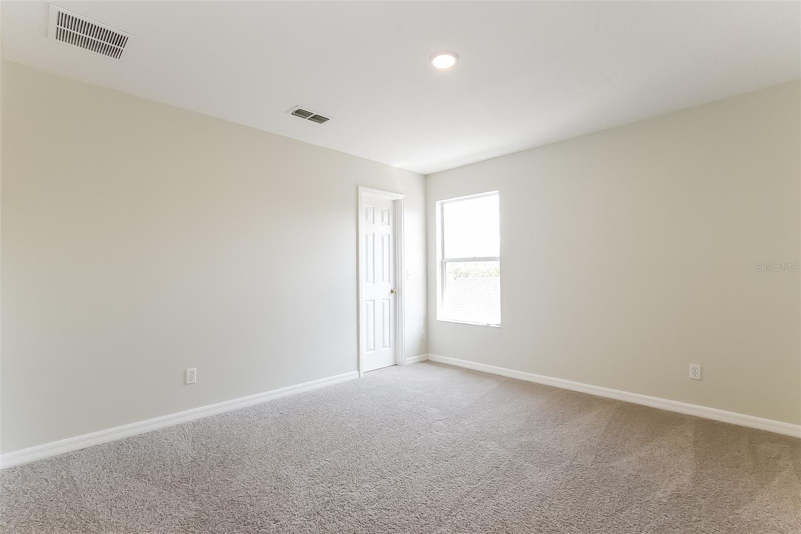 Image 11 of 20 For 2560 Bullion Loop