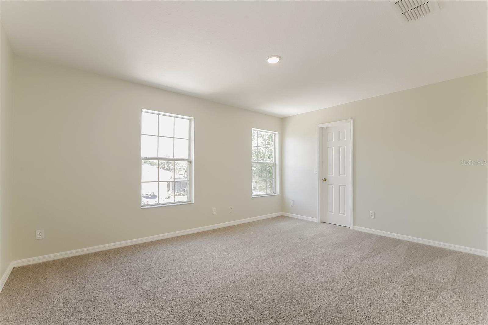 Image 12 of 20 For 2560 Bullion Loop