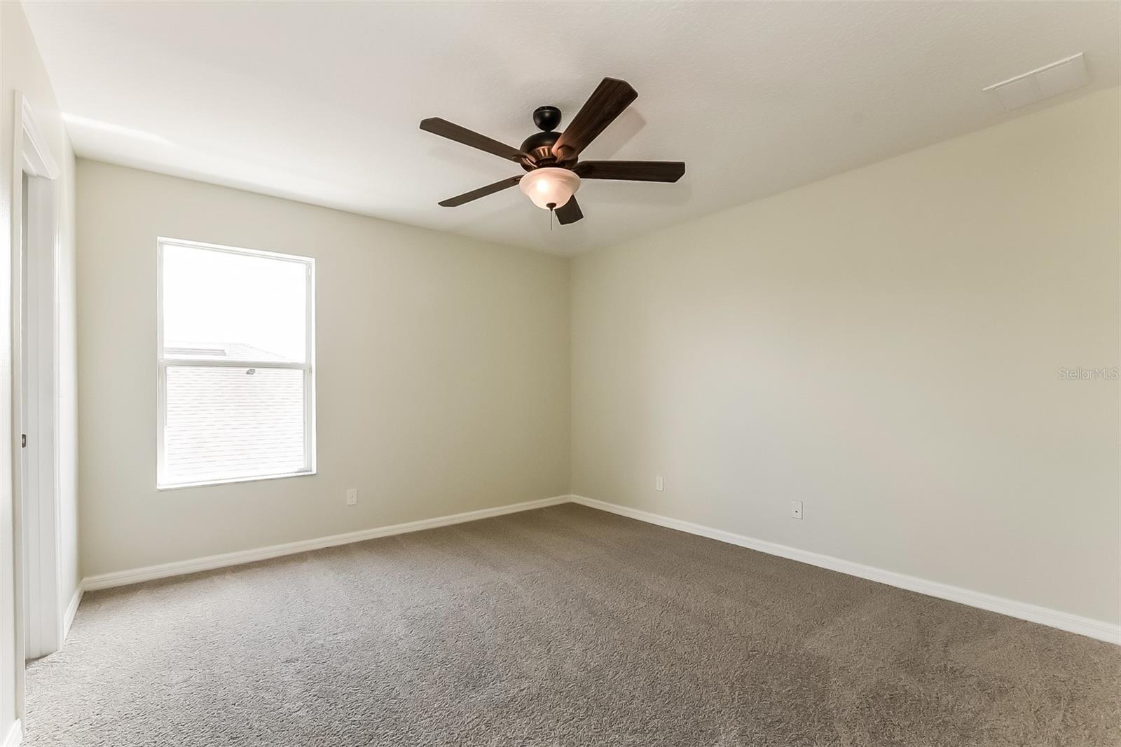 Image 13 of 20 For 2560 Bullion Loop