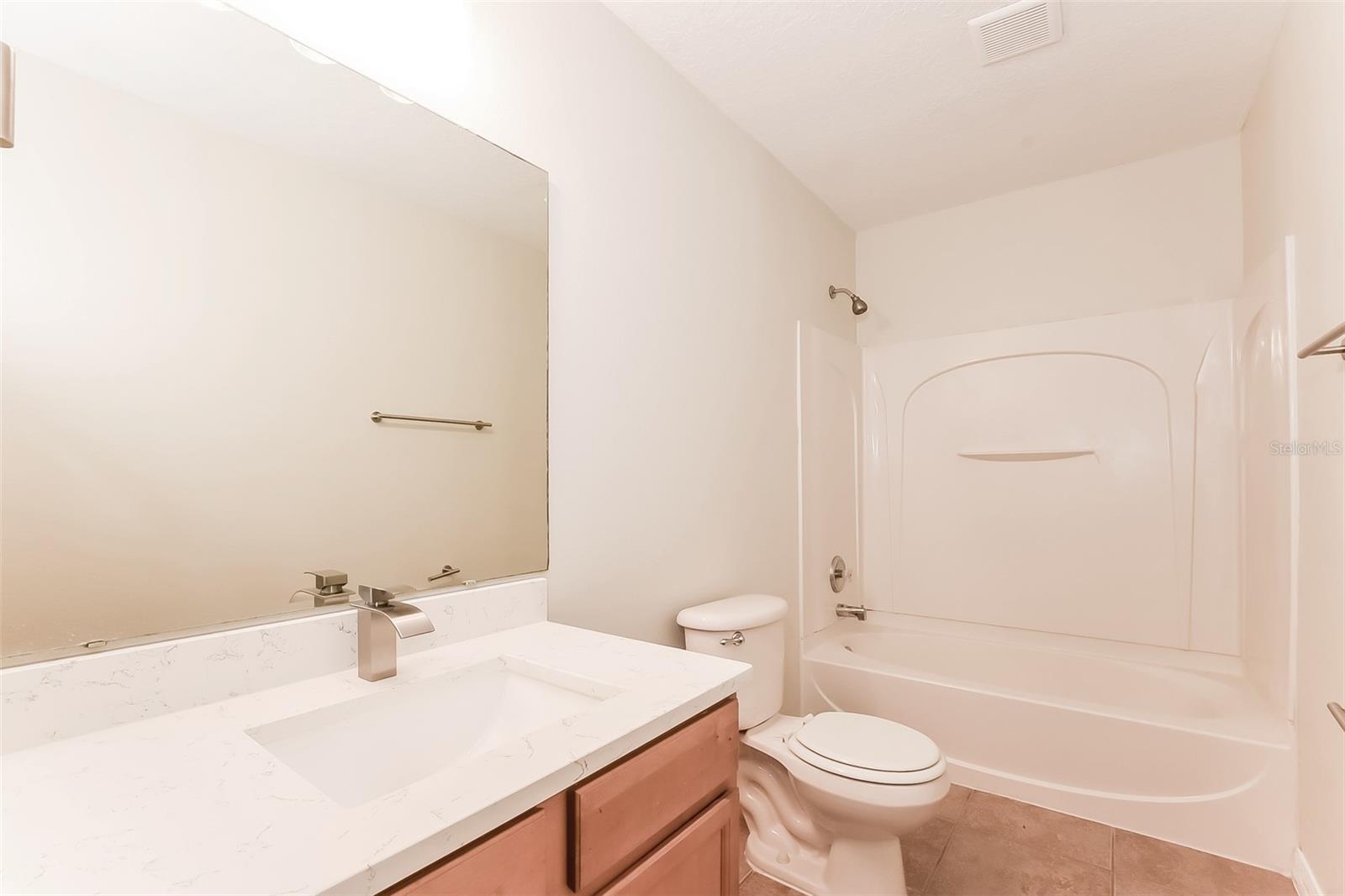 Image 17 of 20 For 2560 Bullion Loop