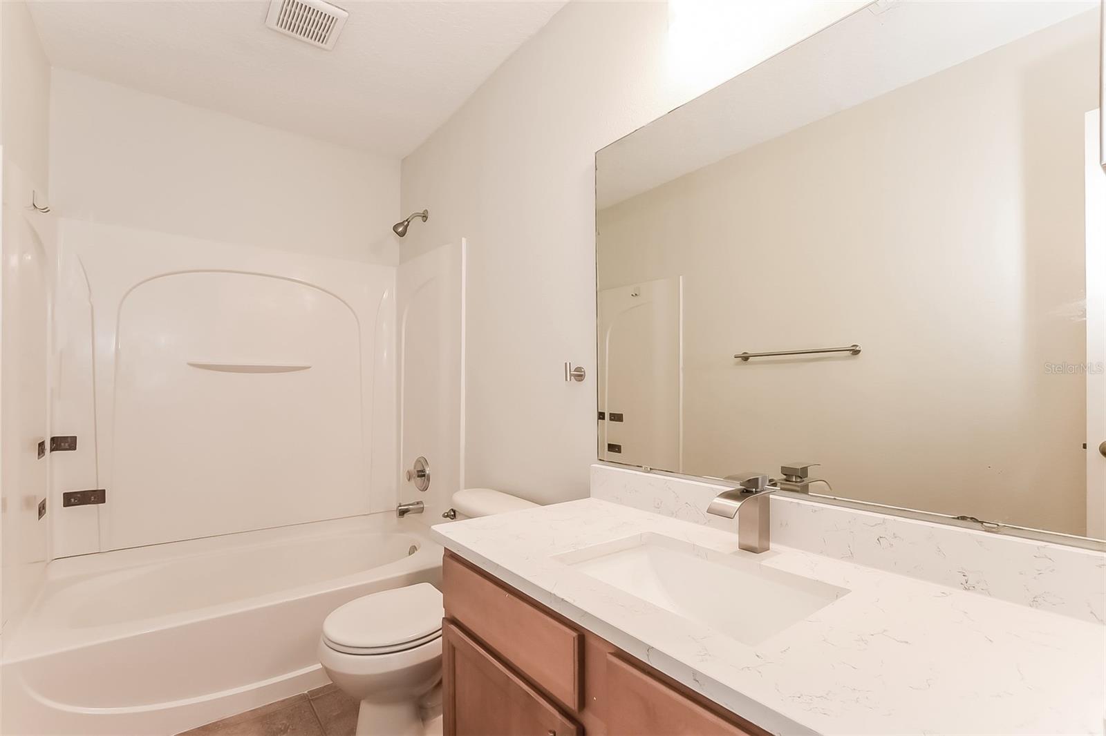 Image 18 of 20 For 2560 Bullion Loop