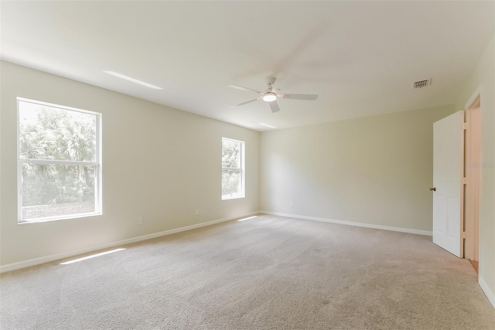 Image 8 of 20 For 2560 Bullion Loop