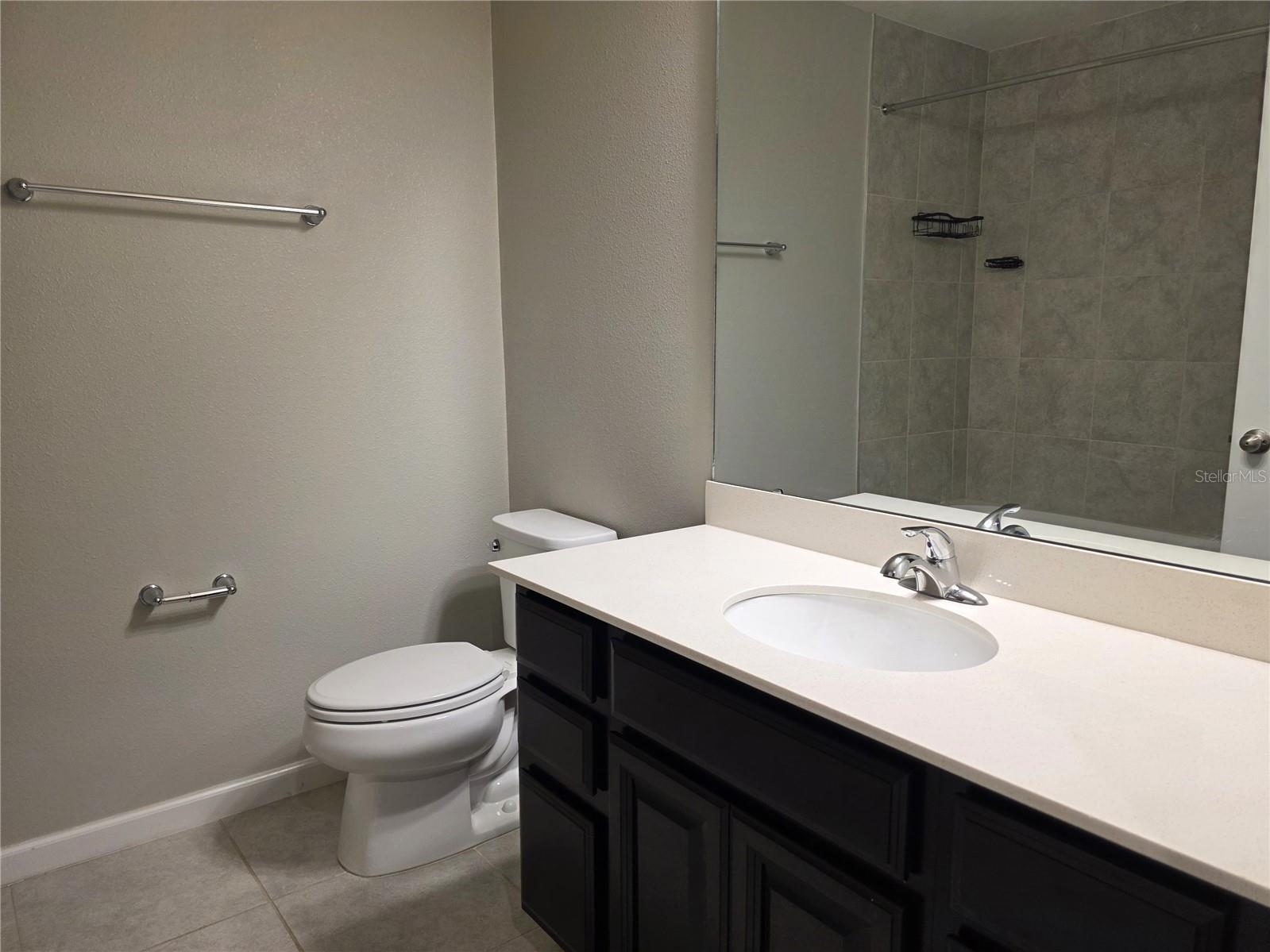 Image 12 of 16 For 2945 Rambler Ivy Loop