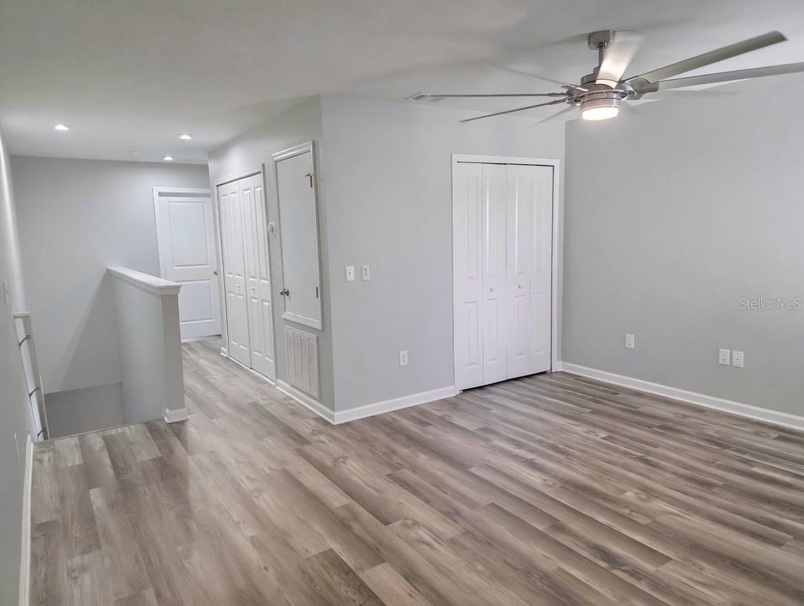 Image 6 of 16 For 2945 Rambler Ivy Loop