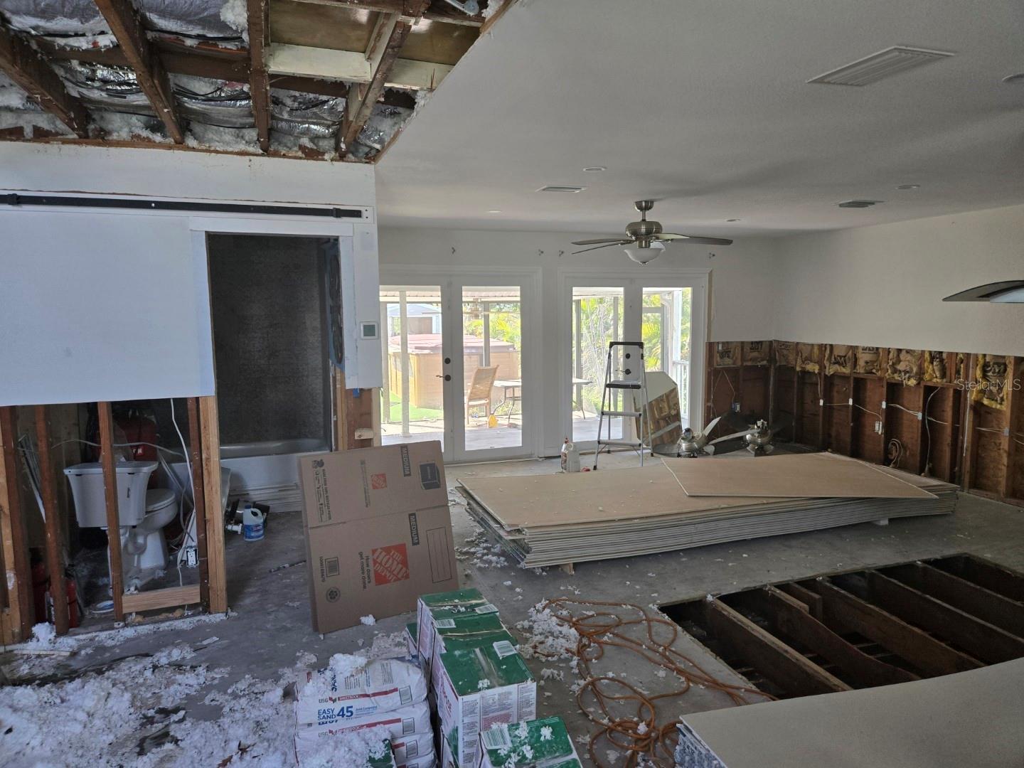 Image 11 of 27 For 3503 Shell Point Road