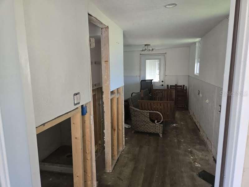 Image 21 of 27 For 3503 Shell Point Road