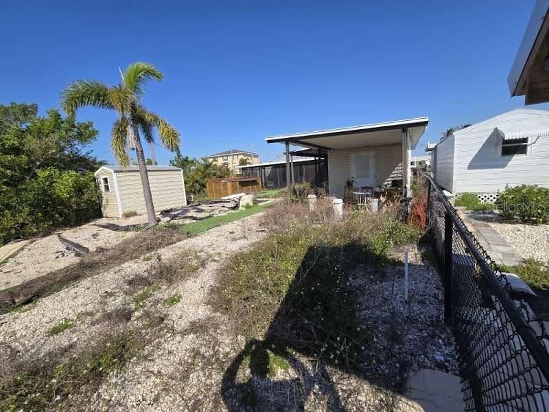 Image 24 of 27 For 3503 Shell Point Road