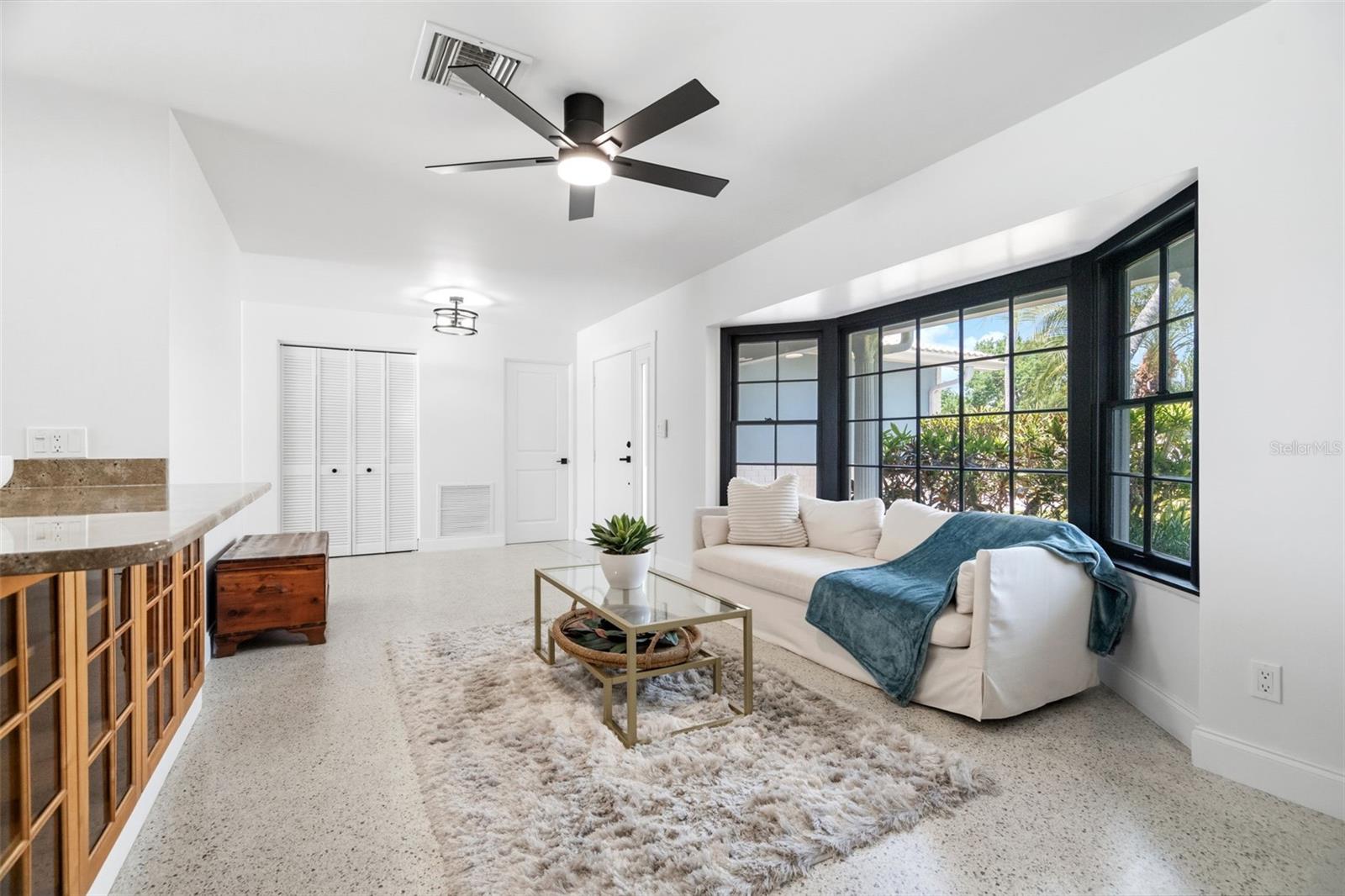 Image 12 of 27 For 11900 7th Street E