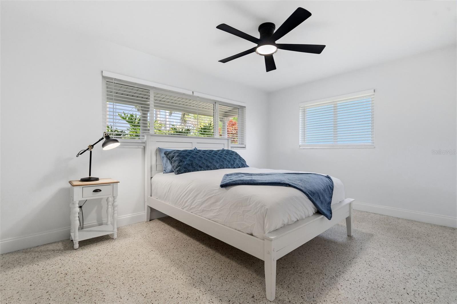 Image 16 of 27 For 11900 7th Street E