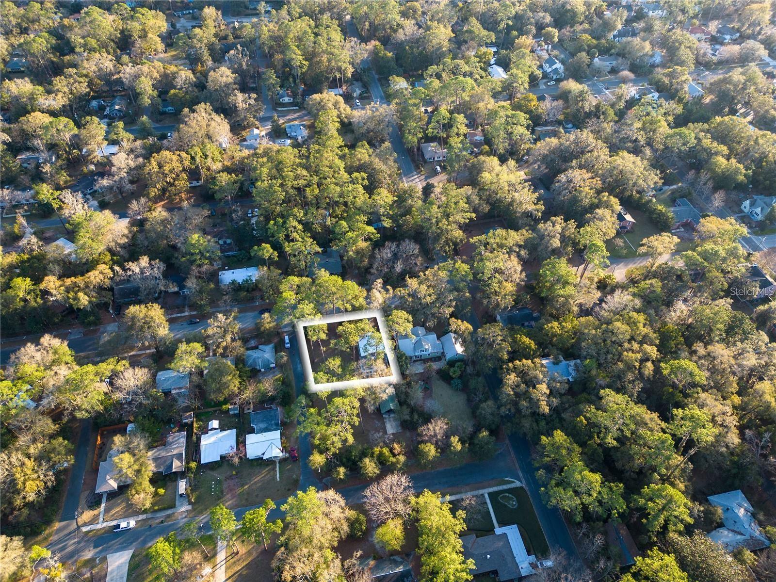 Image 2 of 2 For 711 12th Avenue