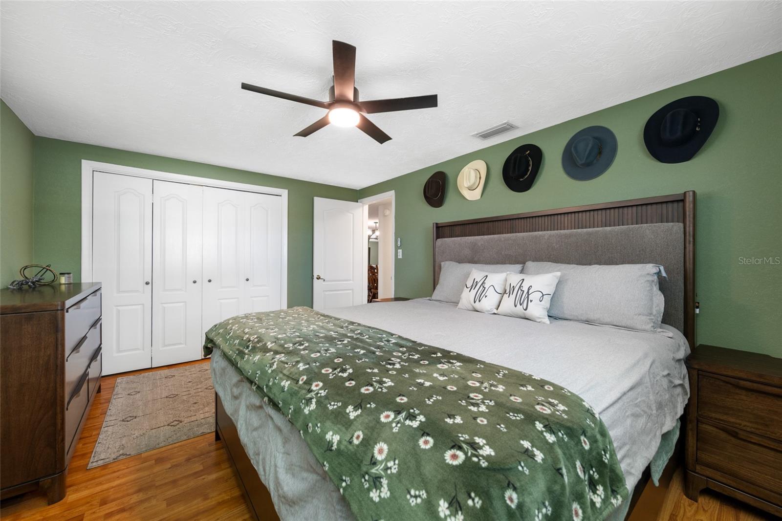 Image 21 of 58 For 5130 Victoria Lane