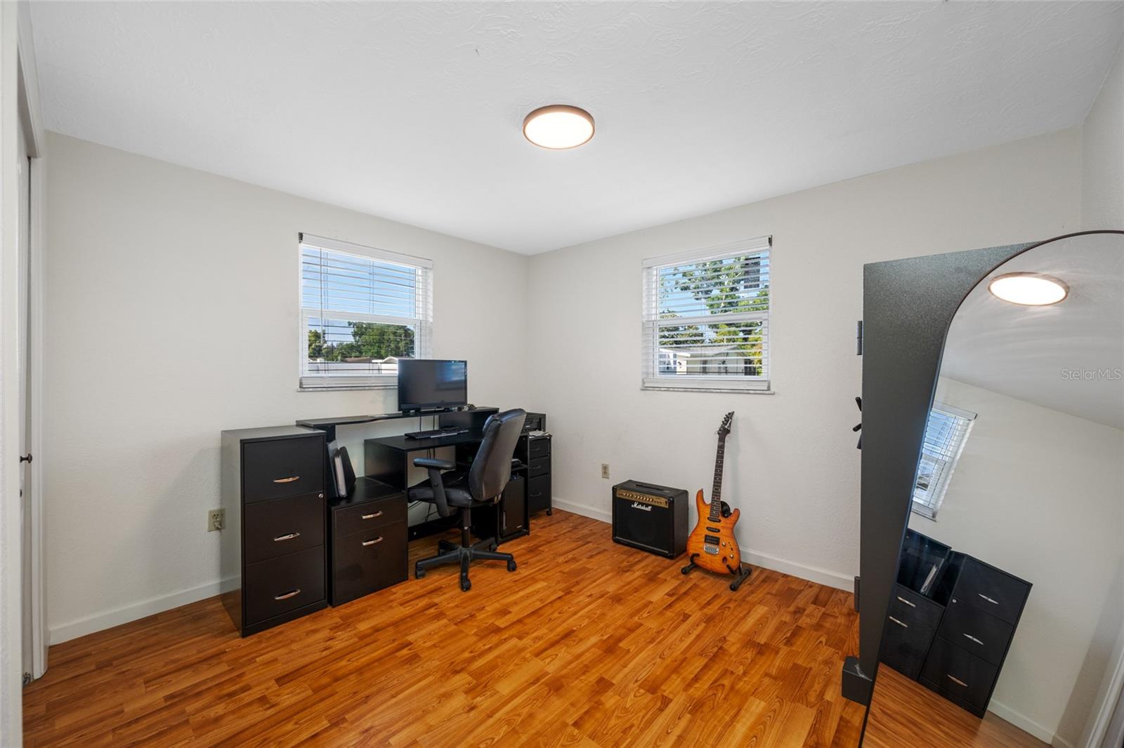 Image 26 of 58 For 5130 Victoria Lane