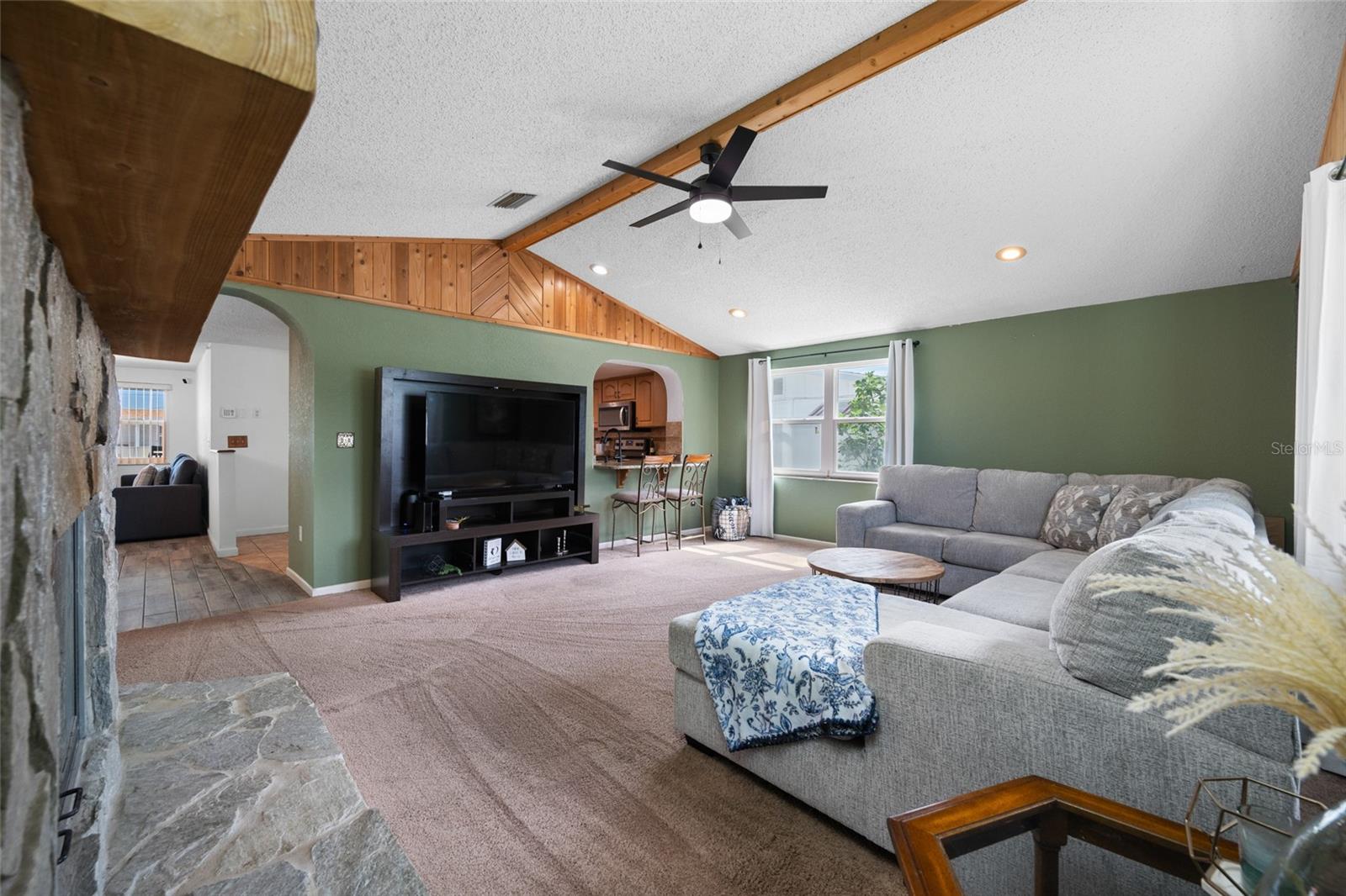 Image 8 of 58 For 5130 Victoria Lane