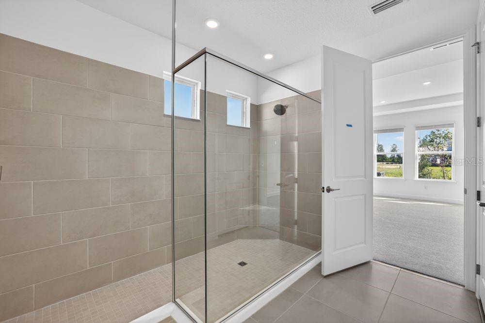 Image 12 of 41 For 35090 Emberview Drive