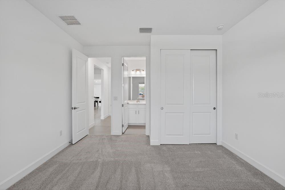 Image 20 of 41 For 35090 Emberview Drive