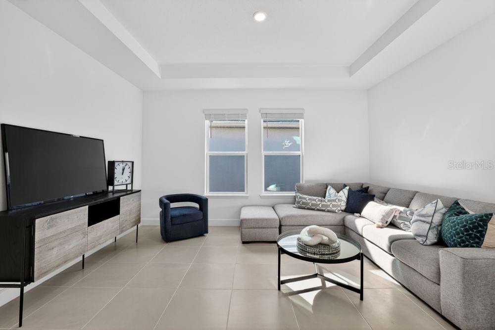 Image 23 of 41 For 35090 Emberview Drive