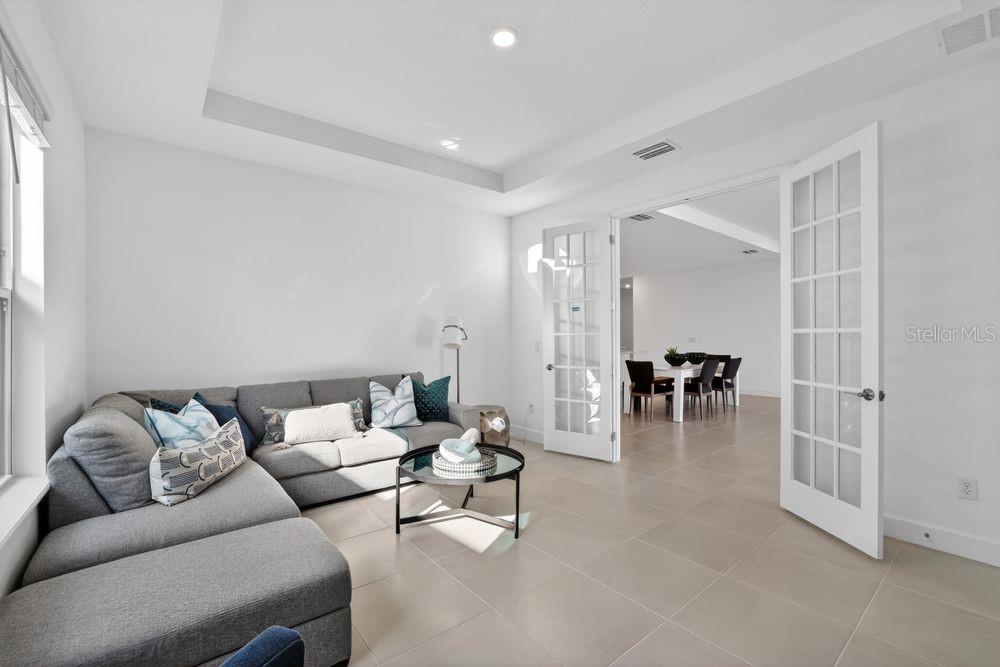 Image 24 of 41 For 35090 Emberview Drive