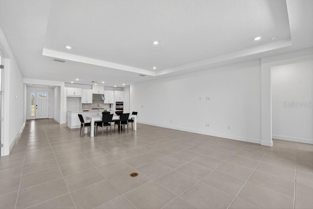 Image 8 of 41 For 35090 Emberview Drive