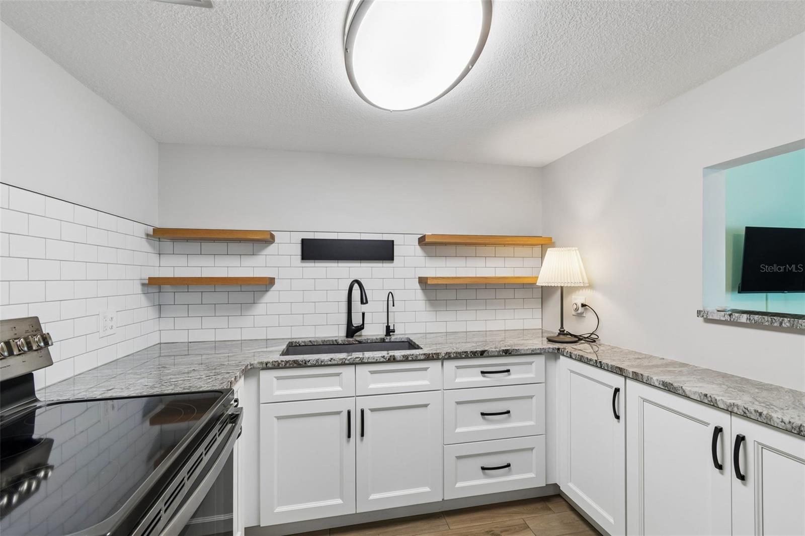 Image 15 of 57 For 2043 Denmark Street 61